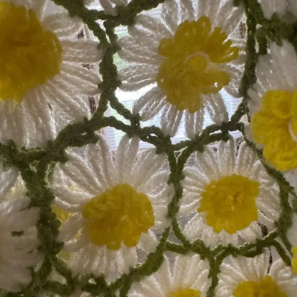 Vintage Daisy Chain Reversible Crochet Afghan Throw 48x70
